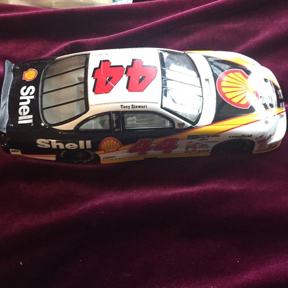 TONY STEWART #44 NASCAR EXACT SCALE REPLICA